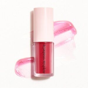 Sophia & Mabelle Vibrant Pink Lip Gloss with Glossy Finish​